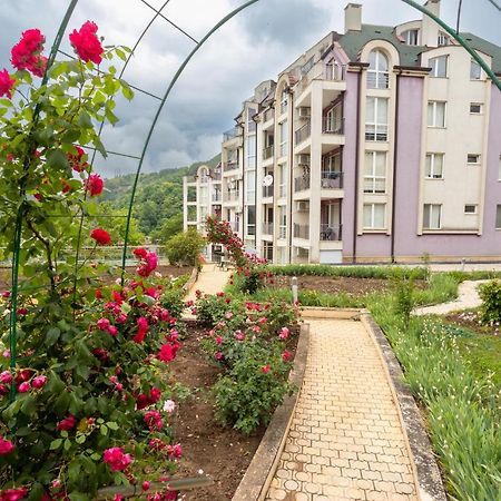 Апартамент Славея Cavarna Exterior foto
