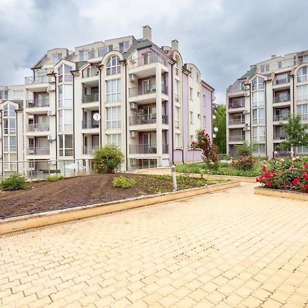 Апартамент Славея Cavarna Exterior foto