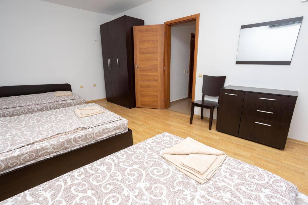 Апартамент Славея Cavarna Exterior foto